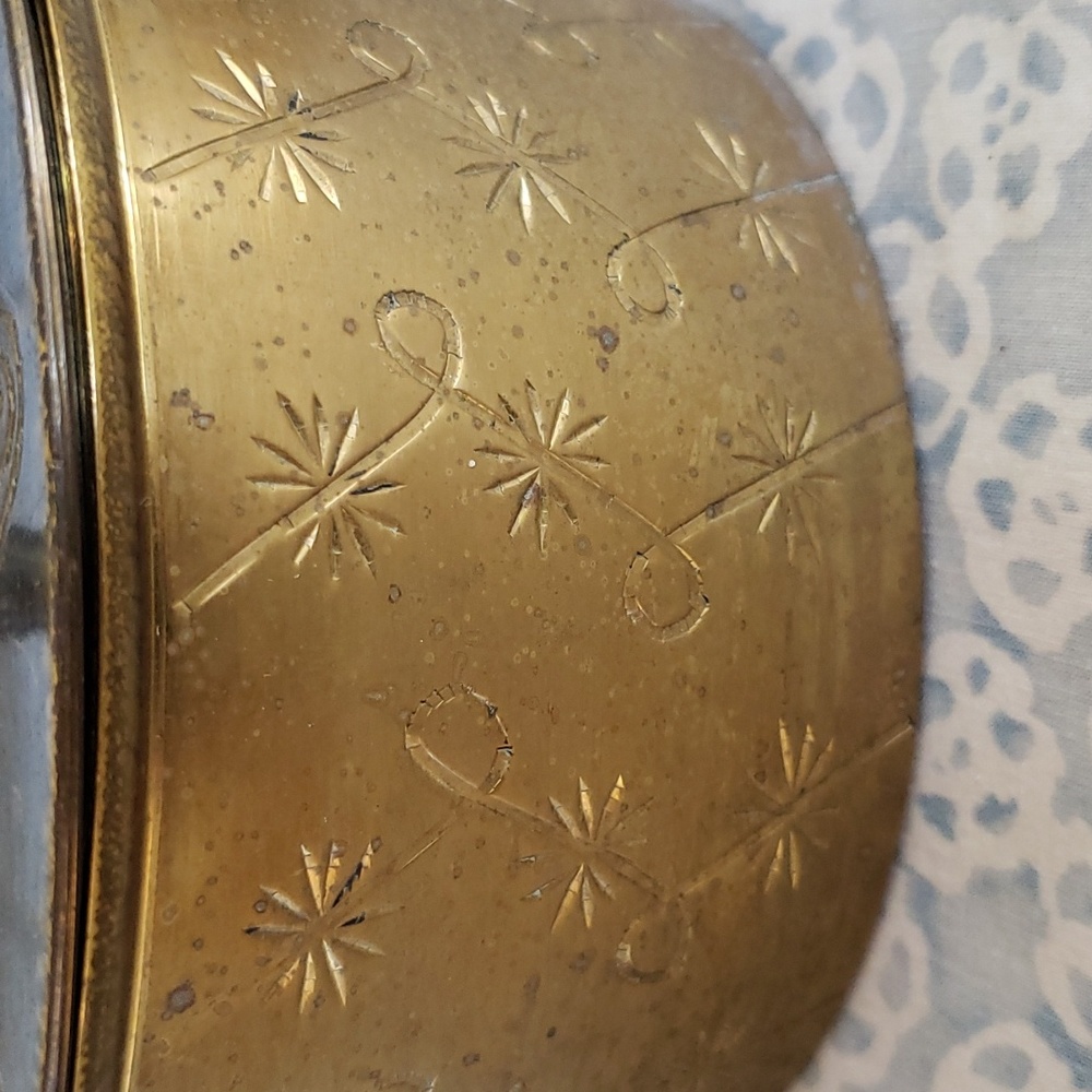 Metal Trinket Box Metal Round Box Round Metal Container with Lid Brass Trinket - Picture 7 of 16